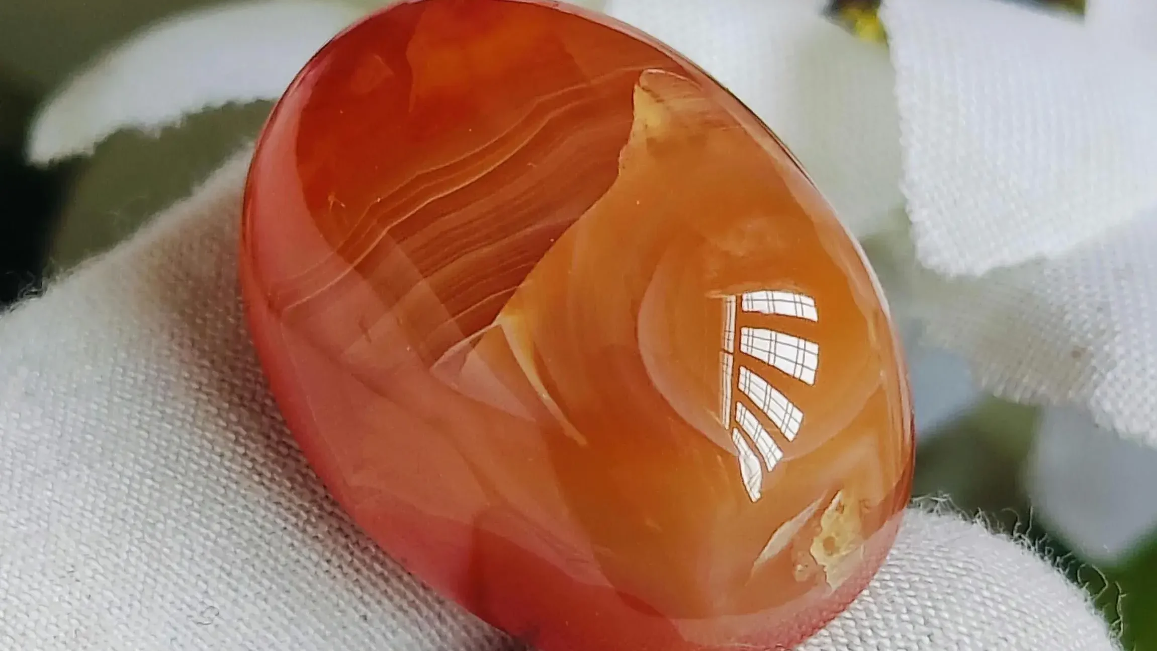 Akik (Agate) ve Çubuk Akik: Renkli Bantların Anadili